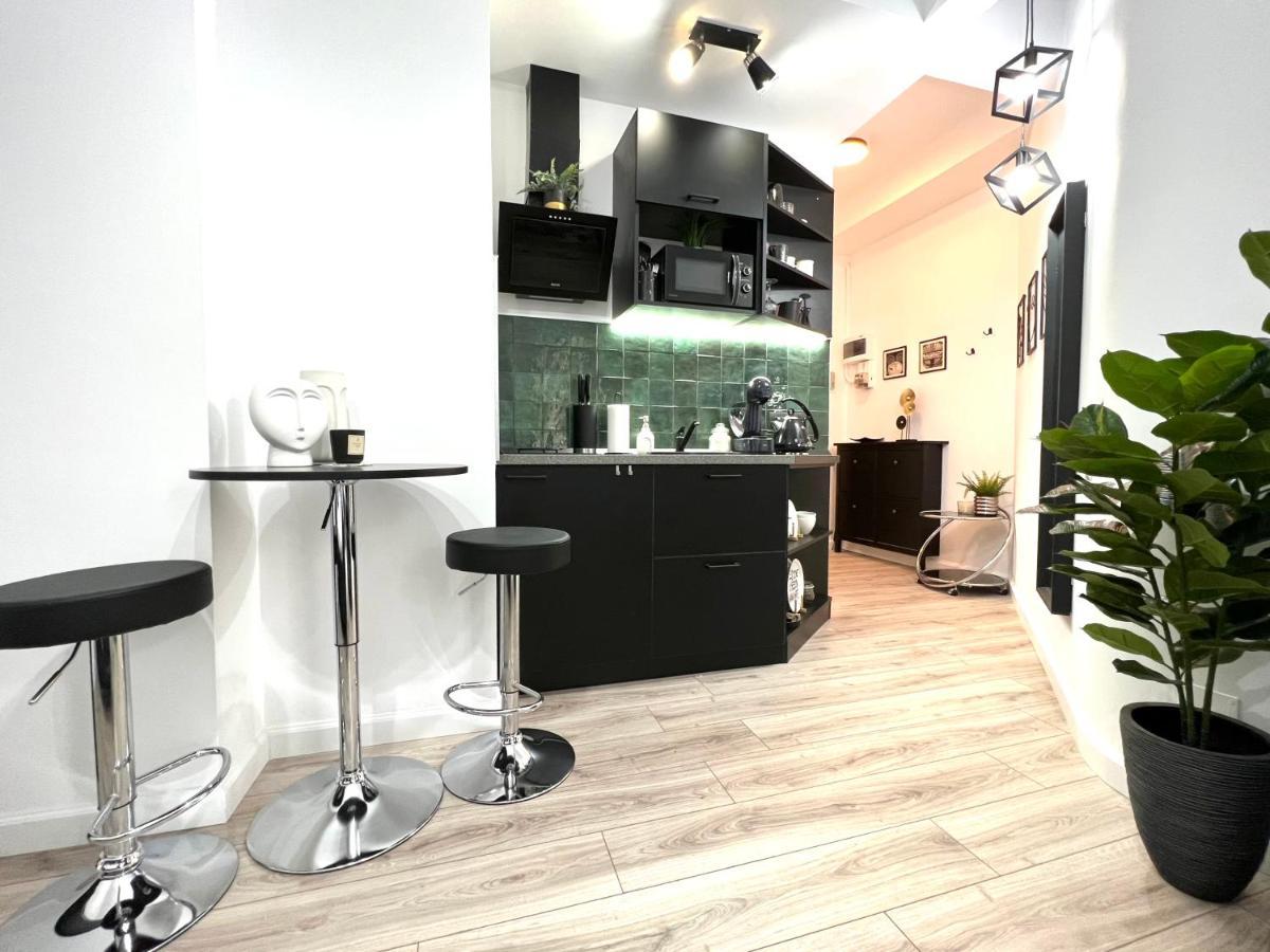 Green Spot - Premium Studio - Sanador Victoriei Bucharest Exterior photo